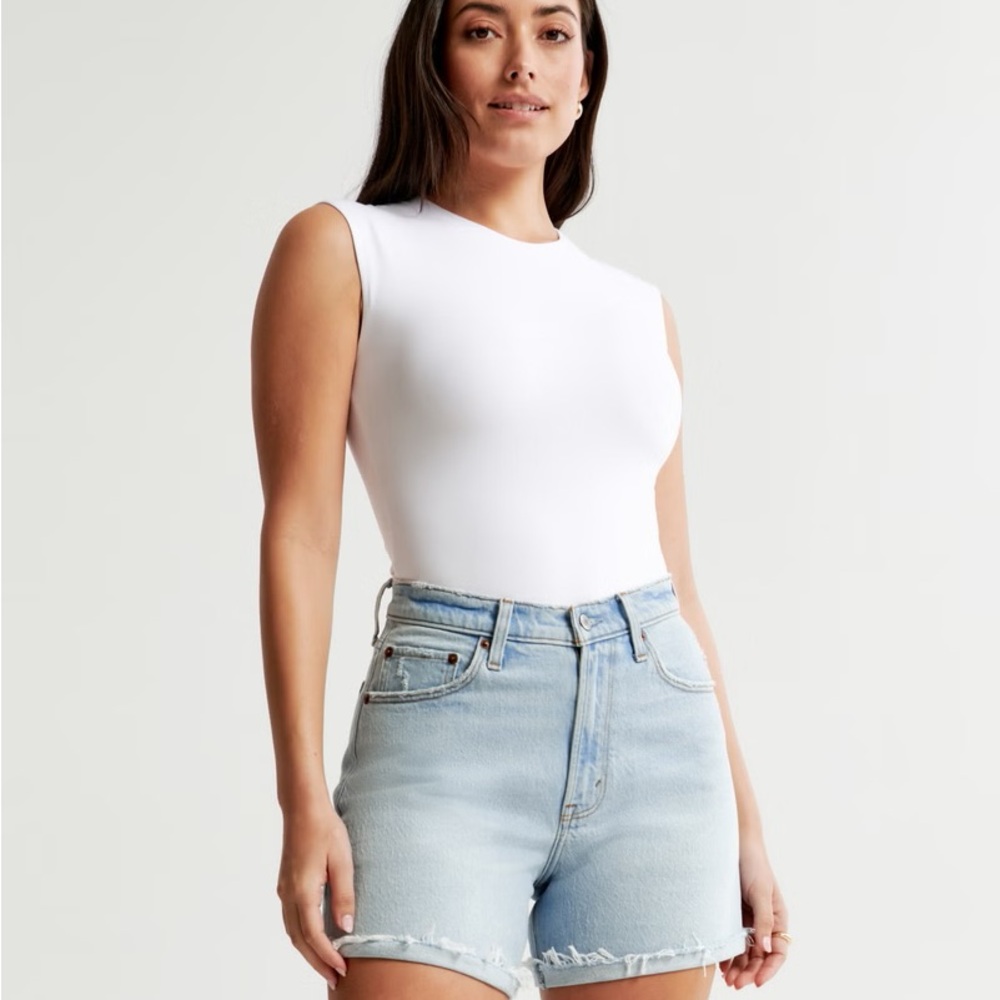 Abercrombie Curve Love High Rise Dad Shorts